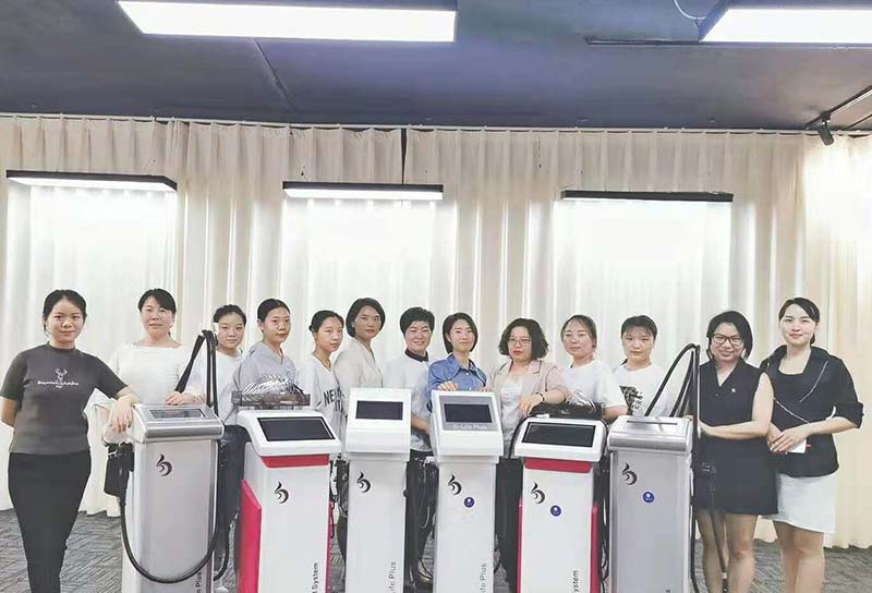 小氣泡美容儀器有什么作用？多久做一次更好？